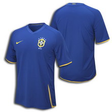 Foto de la camiseta de fútbol oficial de Brasil