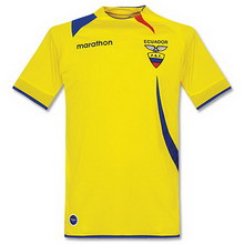 Foto de la camiseta de fútbol oficial de Ecuador