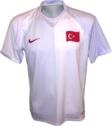 Foto de la camiseta de fútbol oficial de Turquía